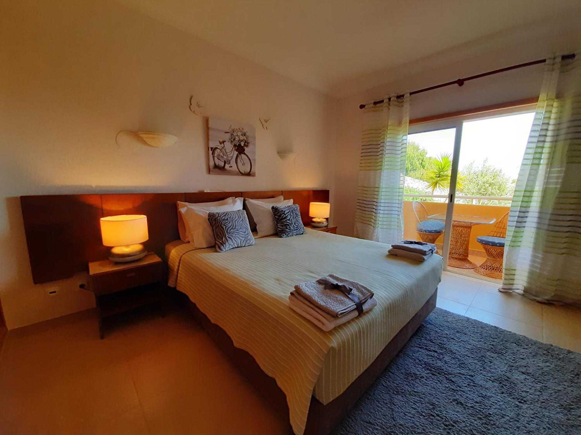 Lucie Lime Guesthouse Praia Da Luz Exterior photo