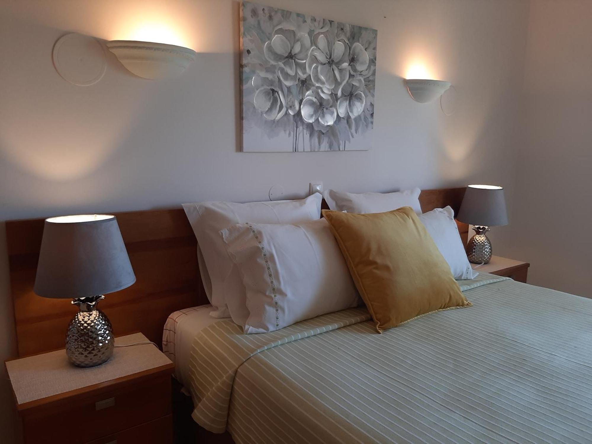 Lucie Lime Guesthouse Praia Da Luz Exterior photo